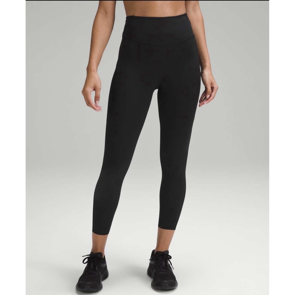 Lululemon Fast and Free High Rise Tight 25" Pockets Black Size 8 Excellent